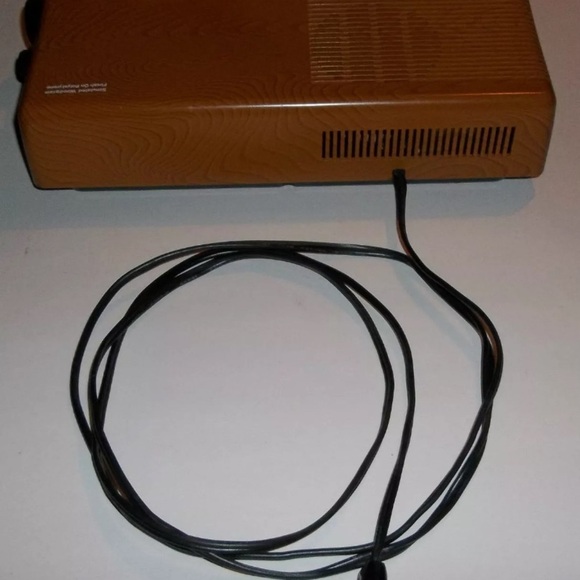 Vtg Toshiba RC-7180F FM/AM Electronic Clock Alarm Radio Simulated Woodgrain RARE - Picture 6 of 7